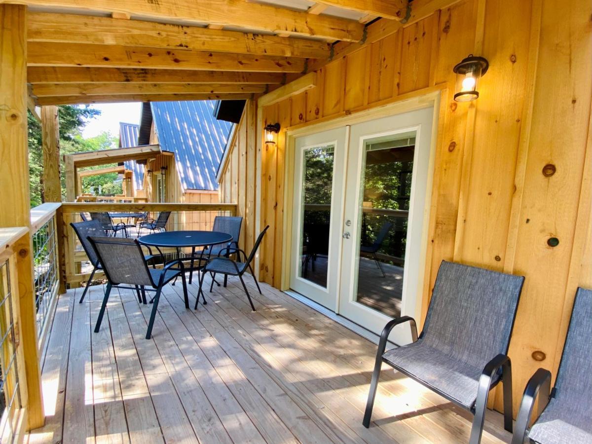 Calm Waters Resort Indian Point Exterior foto